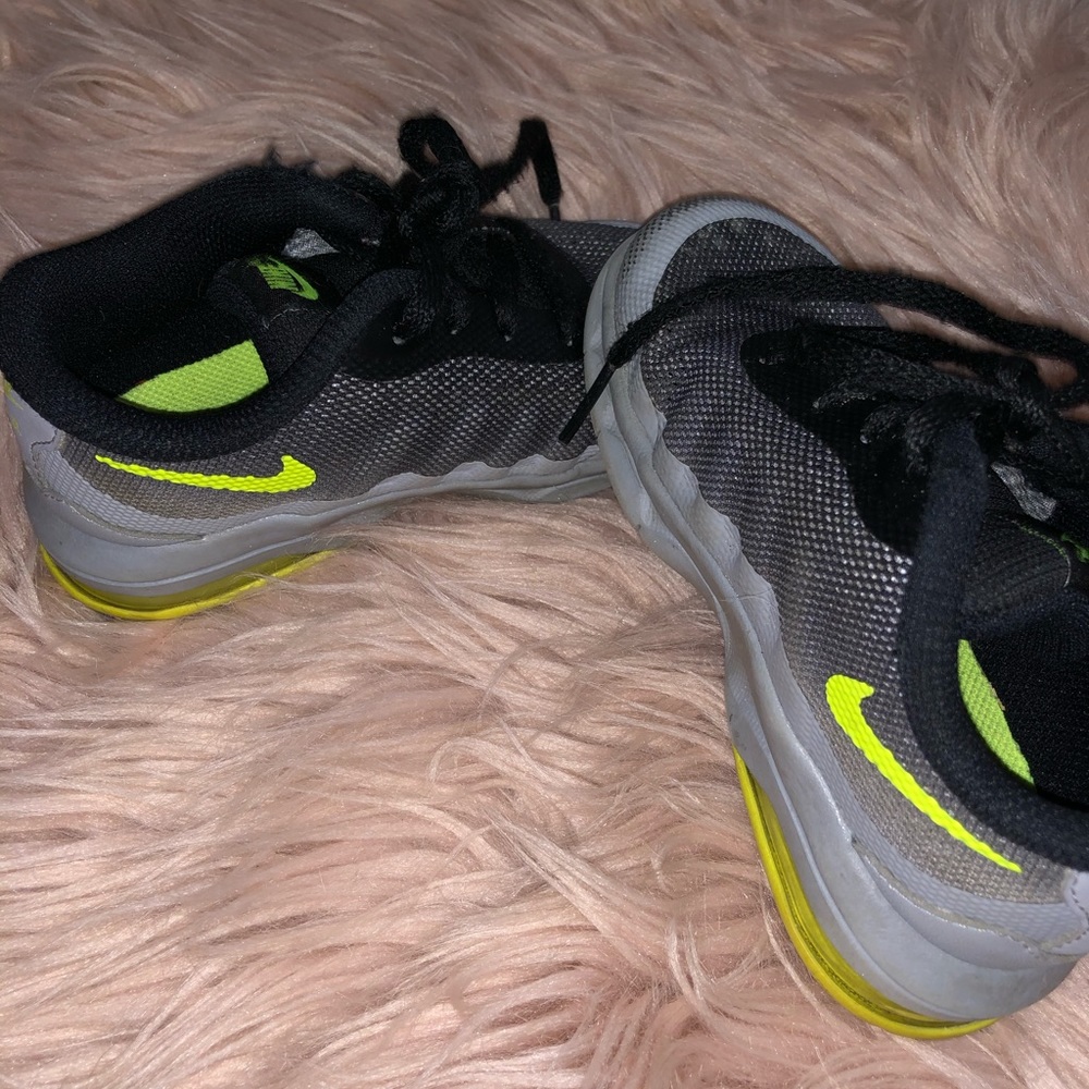Toddler Nike shoes